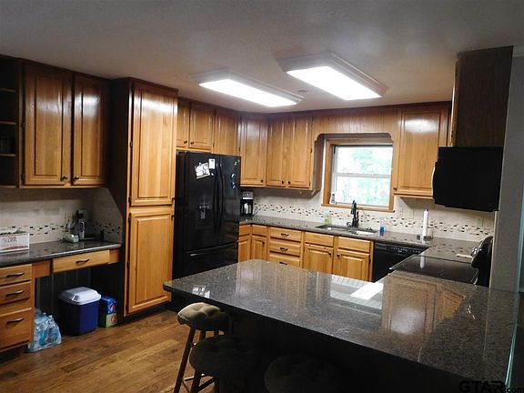 3rd image of 11530 Highway 323 W