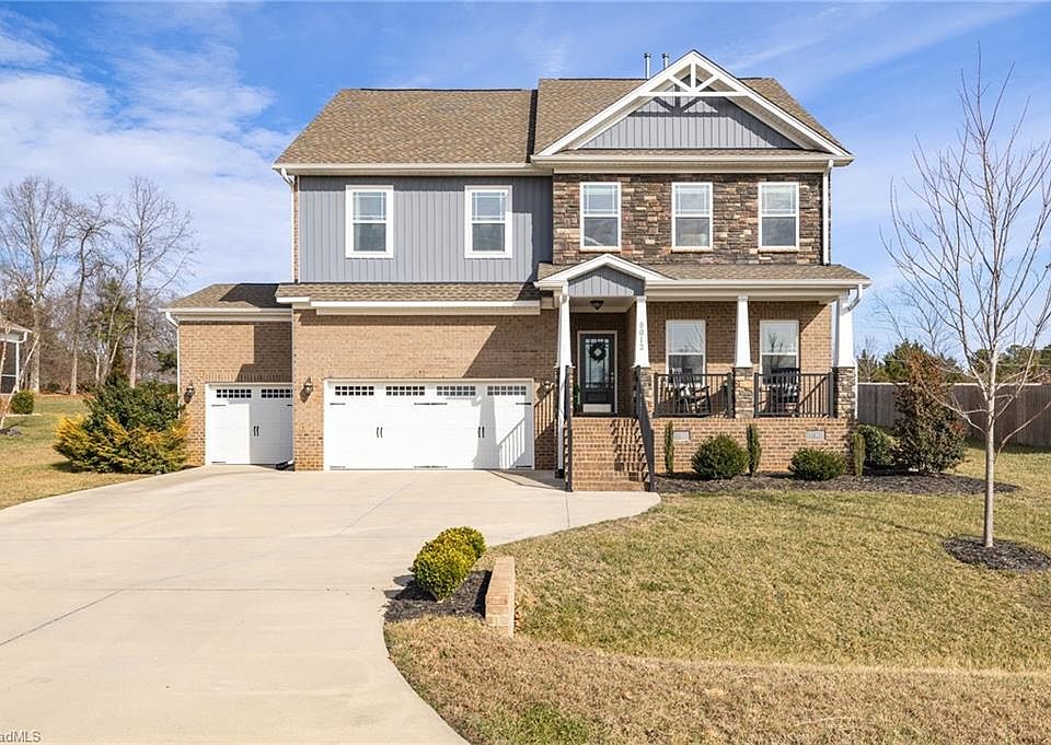 1st image of 8012 NW Meadows Dr