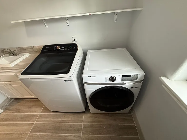 123 148th Pl SW — Photo 41