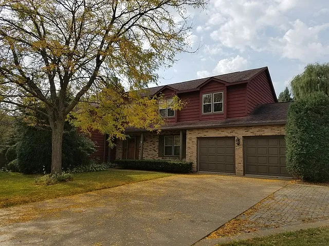 3270 Mini Dr photo 1