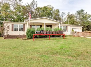 1012 Ashley Meadows Dr, Strawberry Plains, TN 37871
