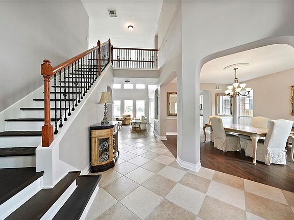 3rd image of 1514 Crystal Meadow Pl