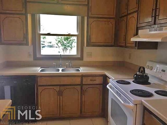 4th image of 245 Williamsburg Way #15B
