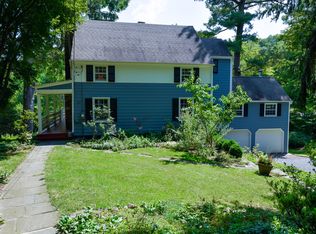 89 Old Farm Rd N, Chappaqua, NY 10514