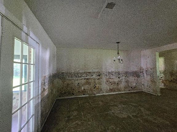 2nd image of 424 County Road 140
