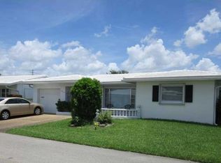 6903 NW 70th St, Tamarac, FL 33321