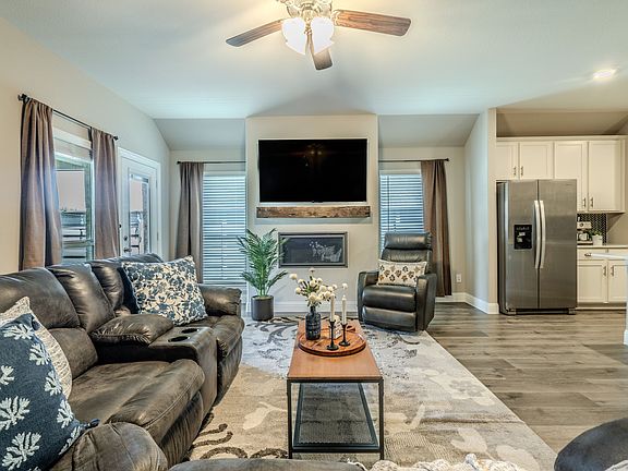 2nd image of 7329 Allium Ct