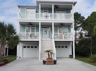 933 Coast Walk Ln, Carolina Beach, NC 28428