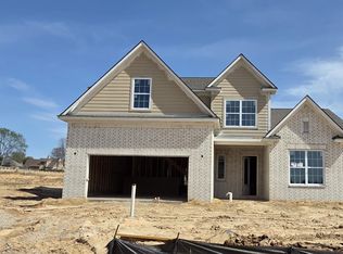 170 Hazel Crest Dr E, Oakland, TN 38060