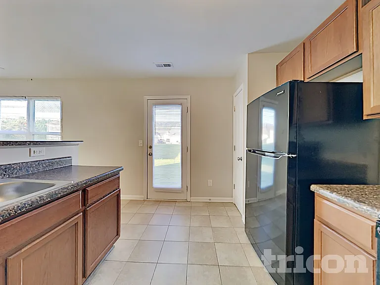576 Gentle Breeze Ln — Photo 9
