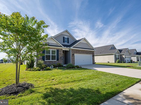 4th image of 29847 Sandstone Dr