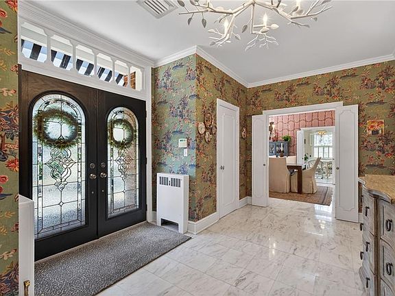 4th image of 6035 River Rd