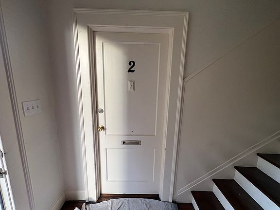 2nd image of 2300 Albert St #2
