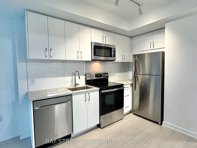 4010 Eglinton Ave W #205 — Photo 7