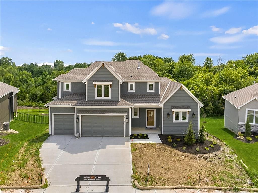 9326 Carbondale St, Lenexa, KS 66227 Zillow
