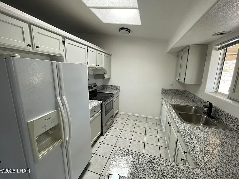 3724 Cholla Dr — Photo 4