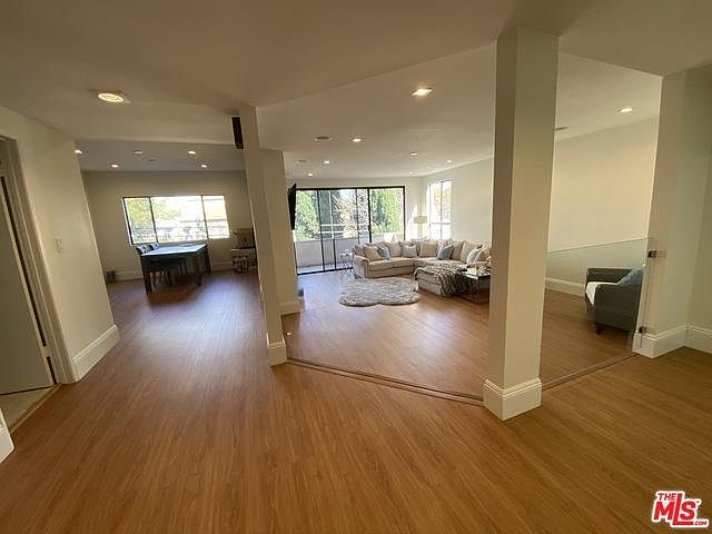 1st image of 1550 Greenfield Ave APT 204