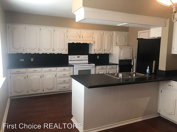 2nd image of 2517 Northcrest Dr