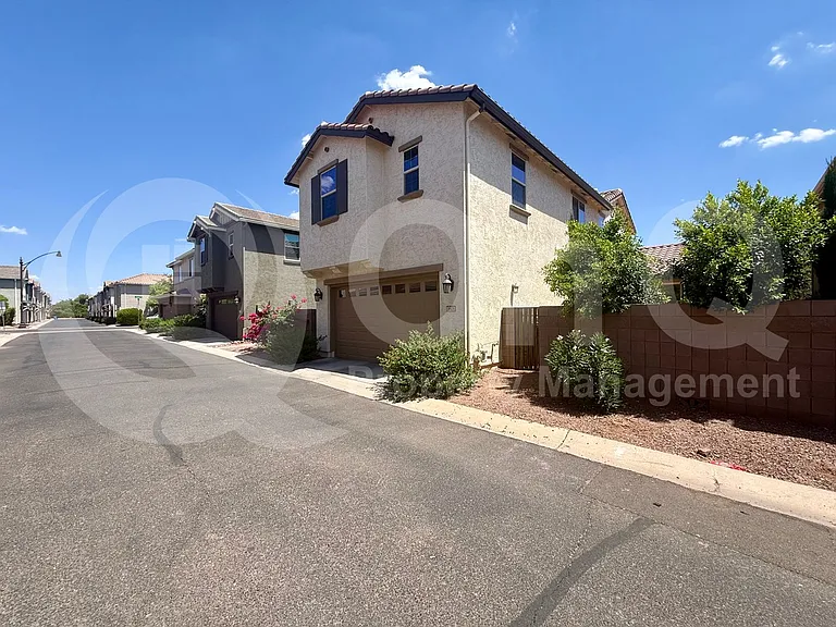 3825 E Gideon Way — Photo 38