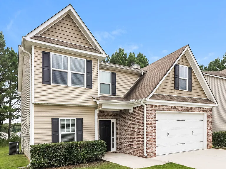 634 Fieldcrest Dr — Photo 4