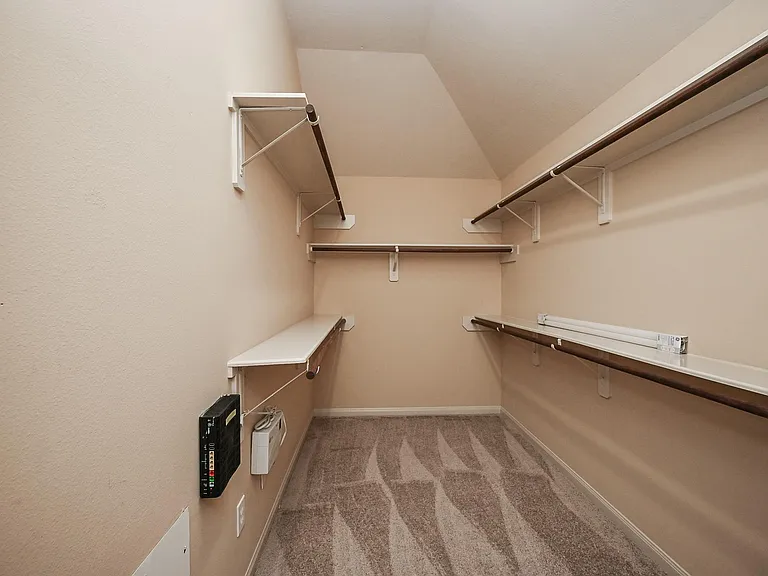 8010 Durham Run Ln — Photo 21