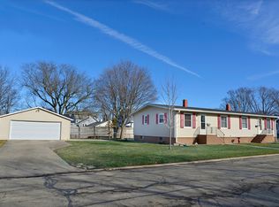 404 W Moore St, Ottawa, IL 61350