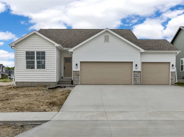 8932 Norway Dr NE, Cedar Rapids, IA 52402
