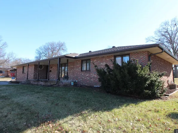 1025 Dorsey St, Beatrice, NE 68310
