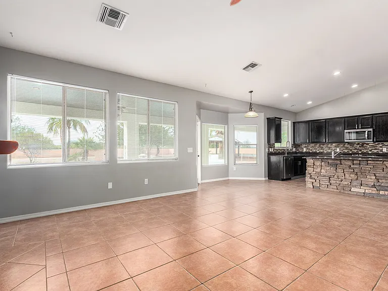 10335 N Tall Cotton Dr — Photo 14