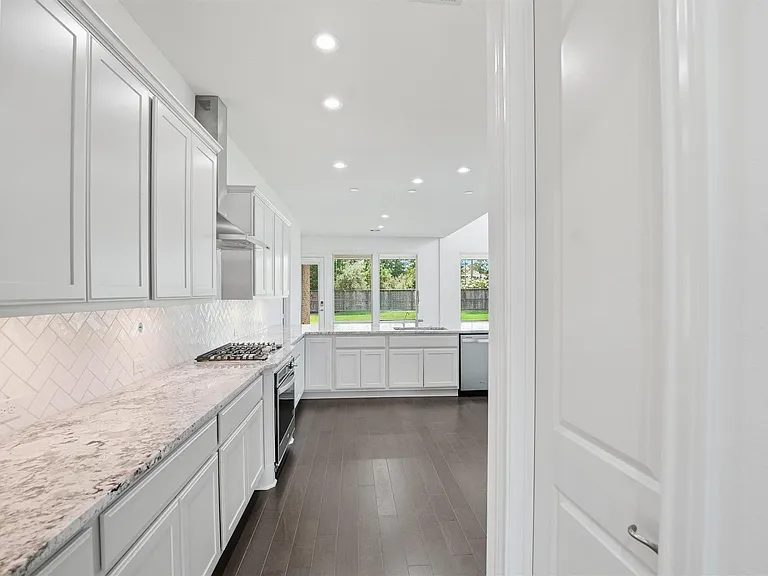 14130 Aspen Woods Ct — Photo 13