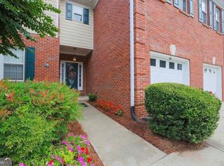 2075 Pine Tree Dr APT B2, Buford, GA