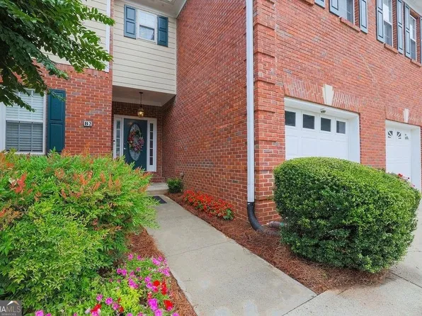 2075 Pine Tree Dr APT B2, Buford, GA 30518