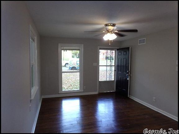 2nd image of 2503 N Berkley Dr