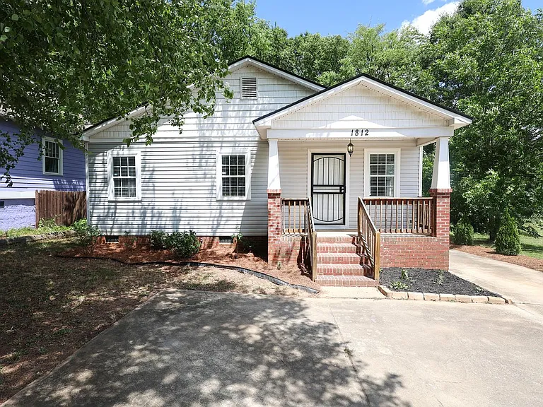 1812 Pegram St — Photo 1