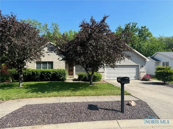 1239 Dodd St, Napoleon, OH 43545