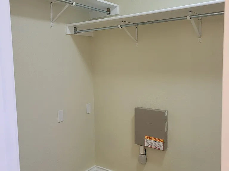 7219 Avery Rd — Photo 33