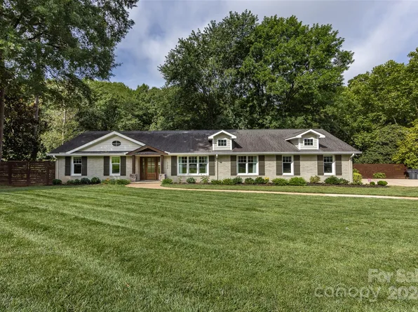 6224 Deveron Dr, Charlotte, NC 28211
