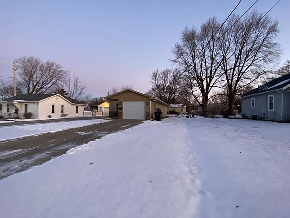 5th image of 7117 Oliver Smith Dr