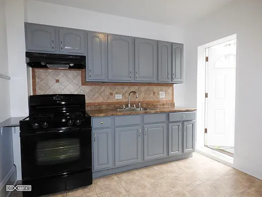 Rented by Citi Habitats | media 15