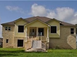 101 Bridgewater, Onalaska, TX 77360