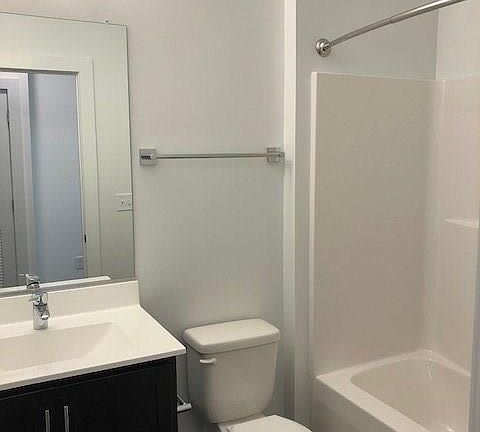 4th image of 1214 Porter St