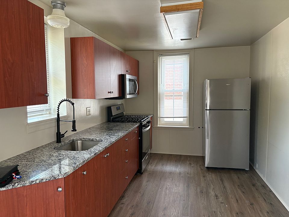 1st image of 315 S Hanover St #2