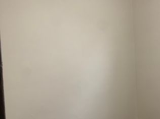 2461 N 8th St #2463, Milwaukee, WI 53206