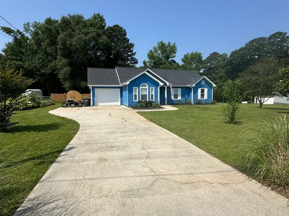 160 Springdale Ct, Newborn, GA 30056