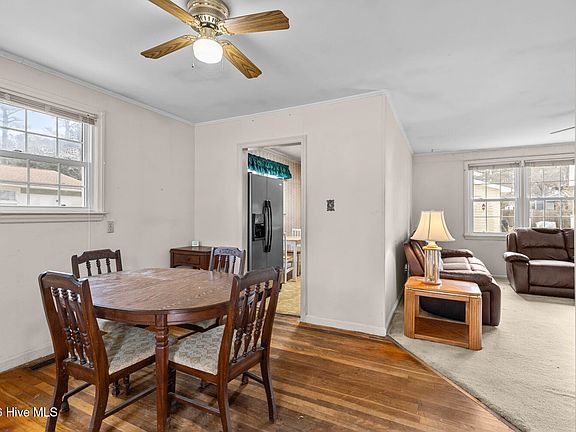 2nd image of 510 Nelson Drive