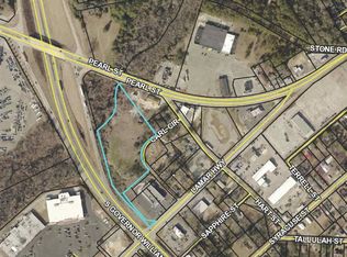 Carl Cir, Darlington, SC 29532