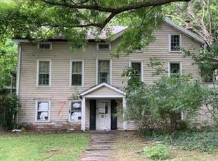 7 Mellenville Sq, Hudson, NY 12534