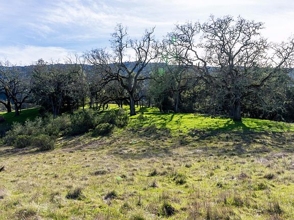 4th image of 29 Arroyo Sequoia