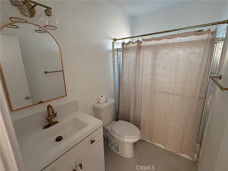 212 W 84th St #212 — Photo 4