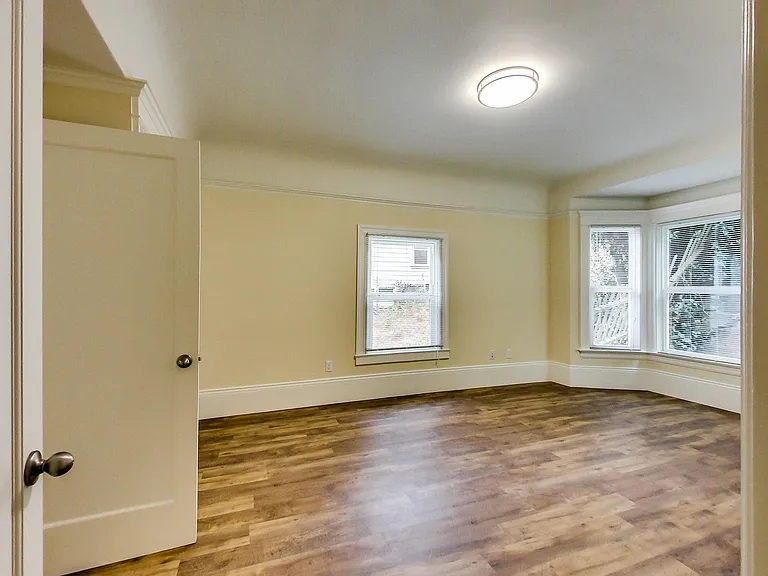 1160 Pine St #2 — Photo 6